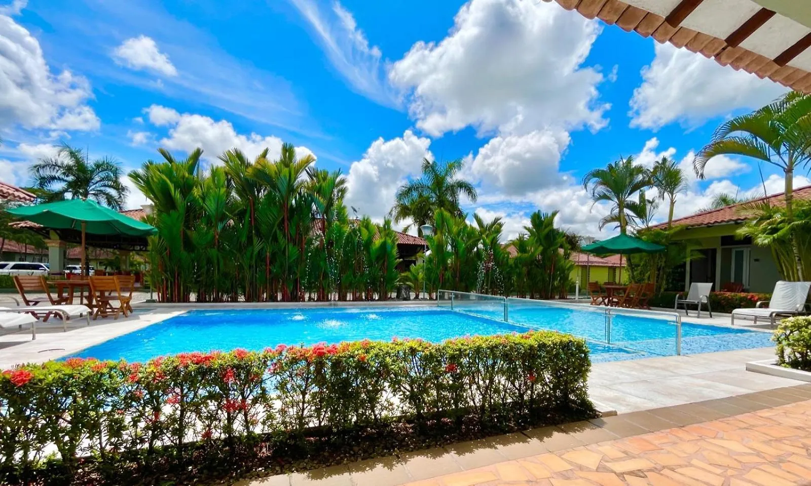 ****  Hotel Paloverde Villas Campestres Villavicencio Colombia